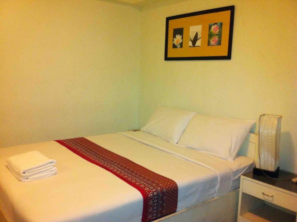 Chiangmai Bupatara Hotel Csiangmaj Szoba fotó
