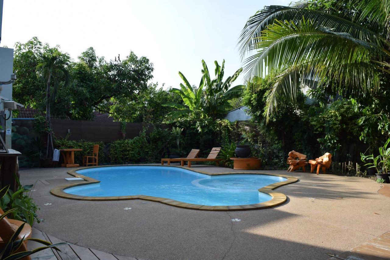 Chiangmai Bupatara Hotel Csiangmaj Kültér fotó